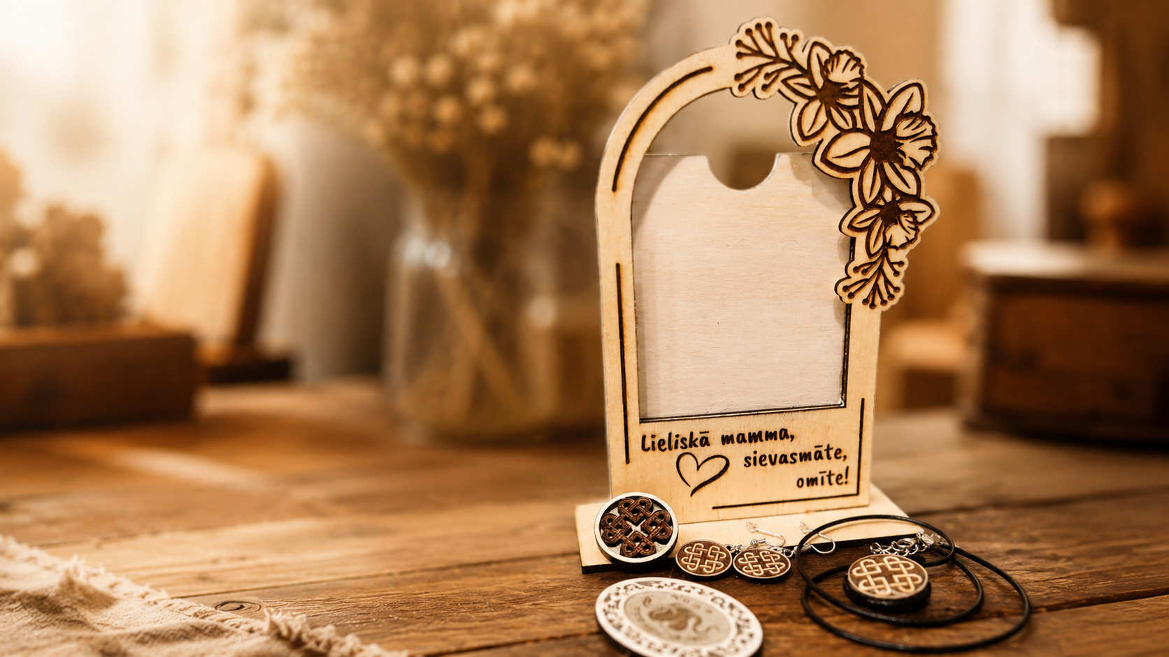 Personalized Birthday Gifts | CraftIN